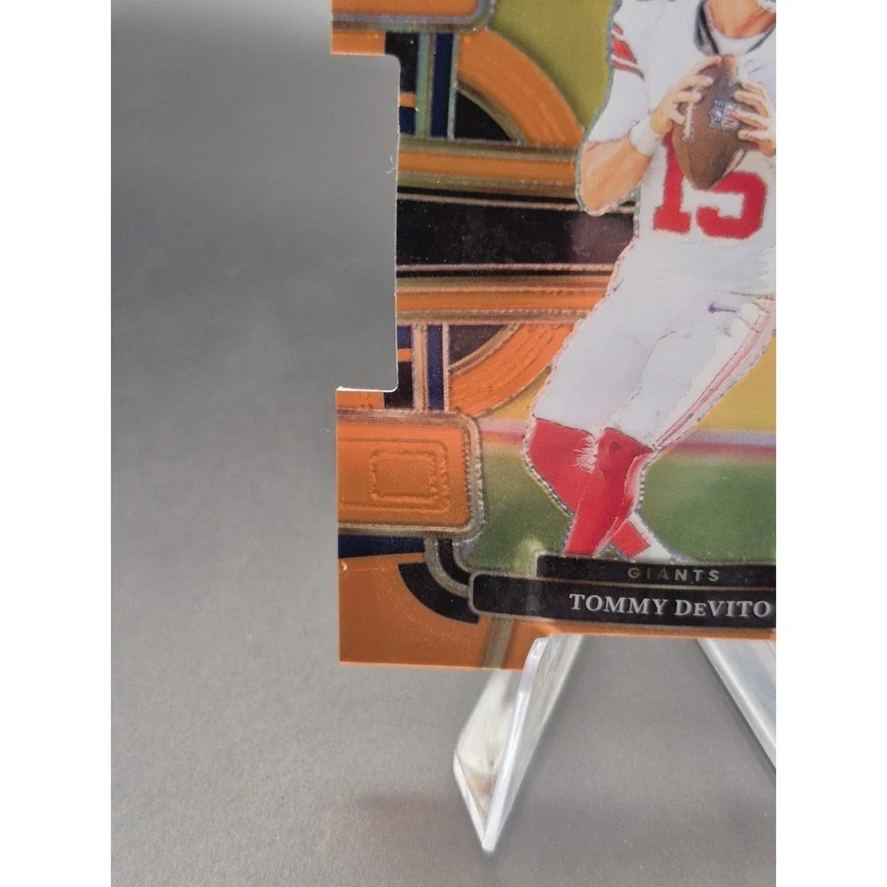 2023 Panini Select Tommy DeVito #73 Rookie Concourse Die-Cut Orange /499 Giants